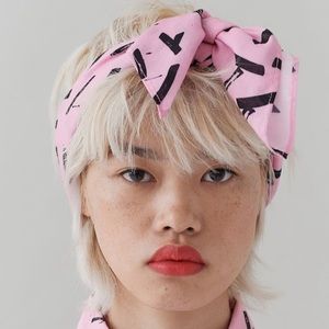 Lazy Oaf G.E.M Adorable Pink Scarf